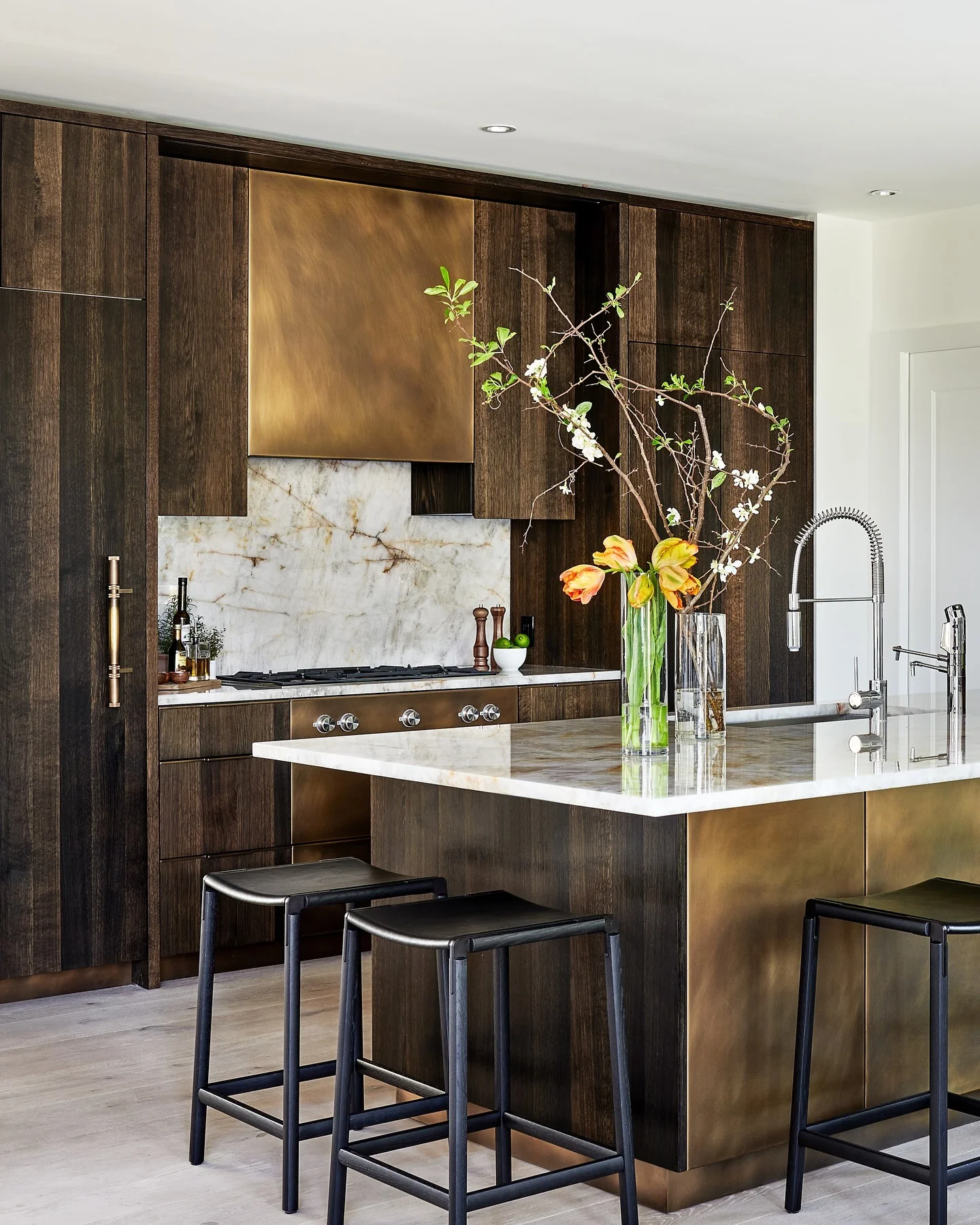 6. Dark Bronze and Espresso Fusion (Brown Kitchen Cabinets Ideas)