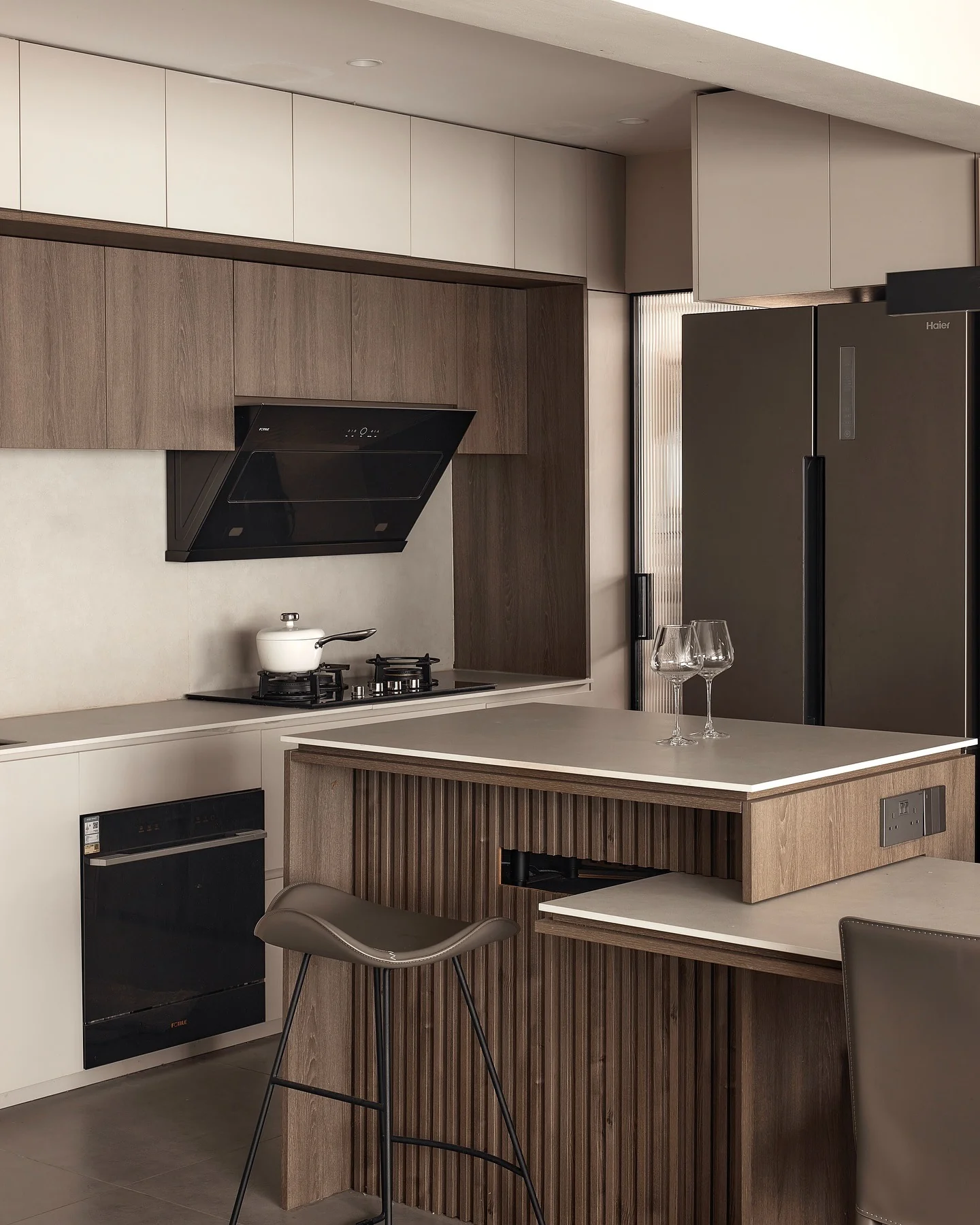 12. Minimalist Timber and Taupe Studio Kitchen (Garage Kitchen Ideas)