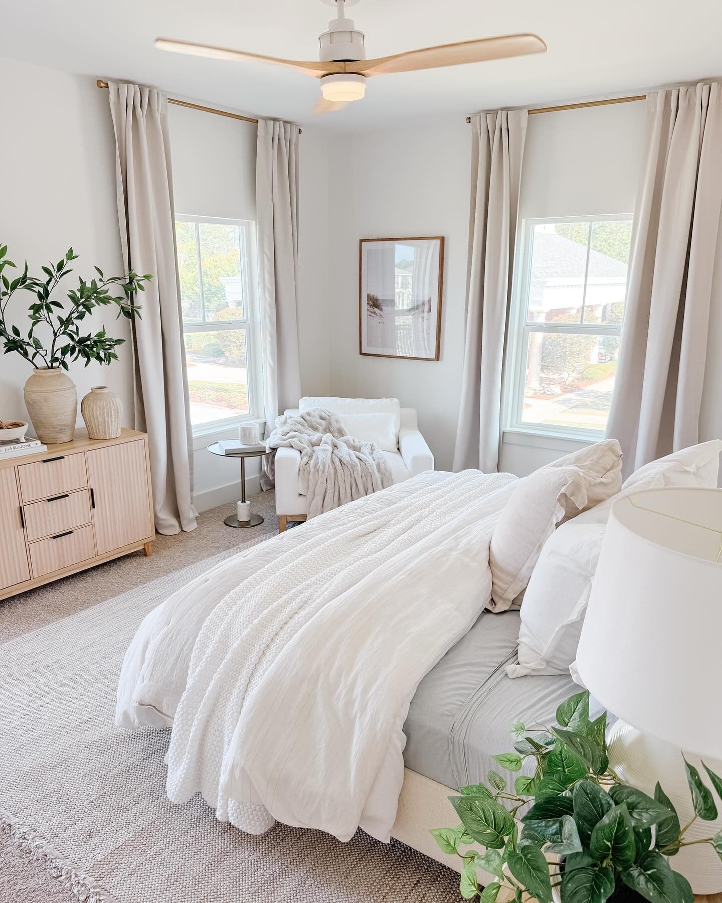 13. Airy Minimalist Bedroom with Natural Warmth (Sunroom Bedroom Ideas)