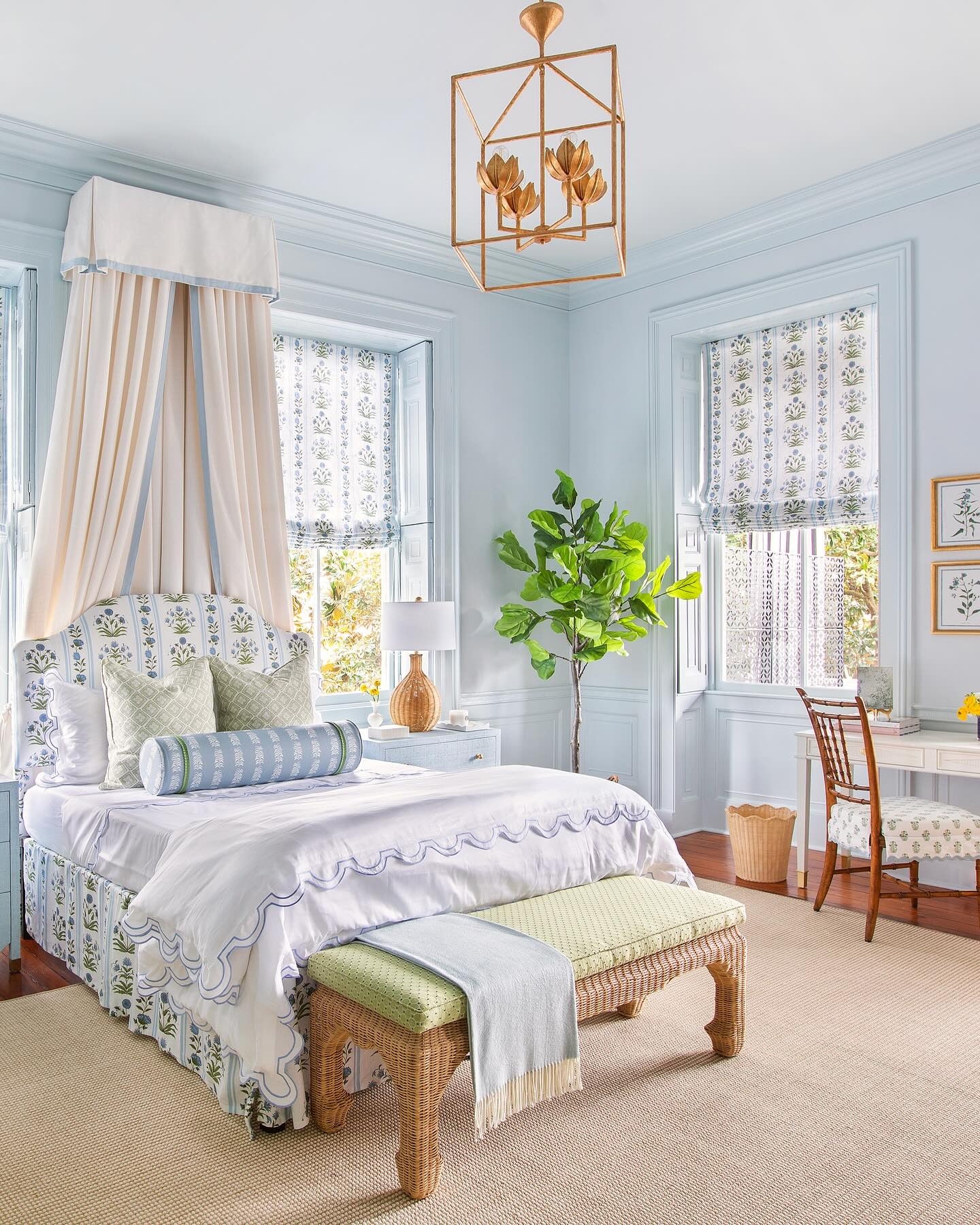 9. Garden-Infused Coastal Elegance (Sunroom Bedroom Ideas)