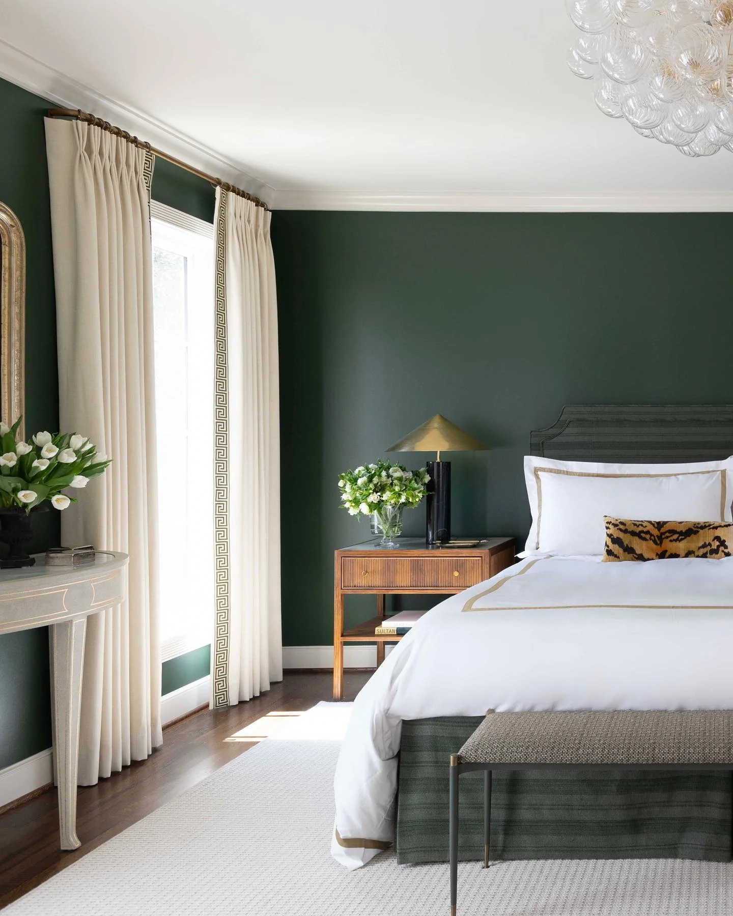 10. Moody Green Oasis with a Luxurious Edge (Sunroom Bedroom Ideas)