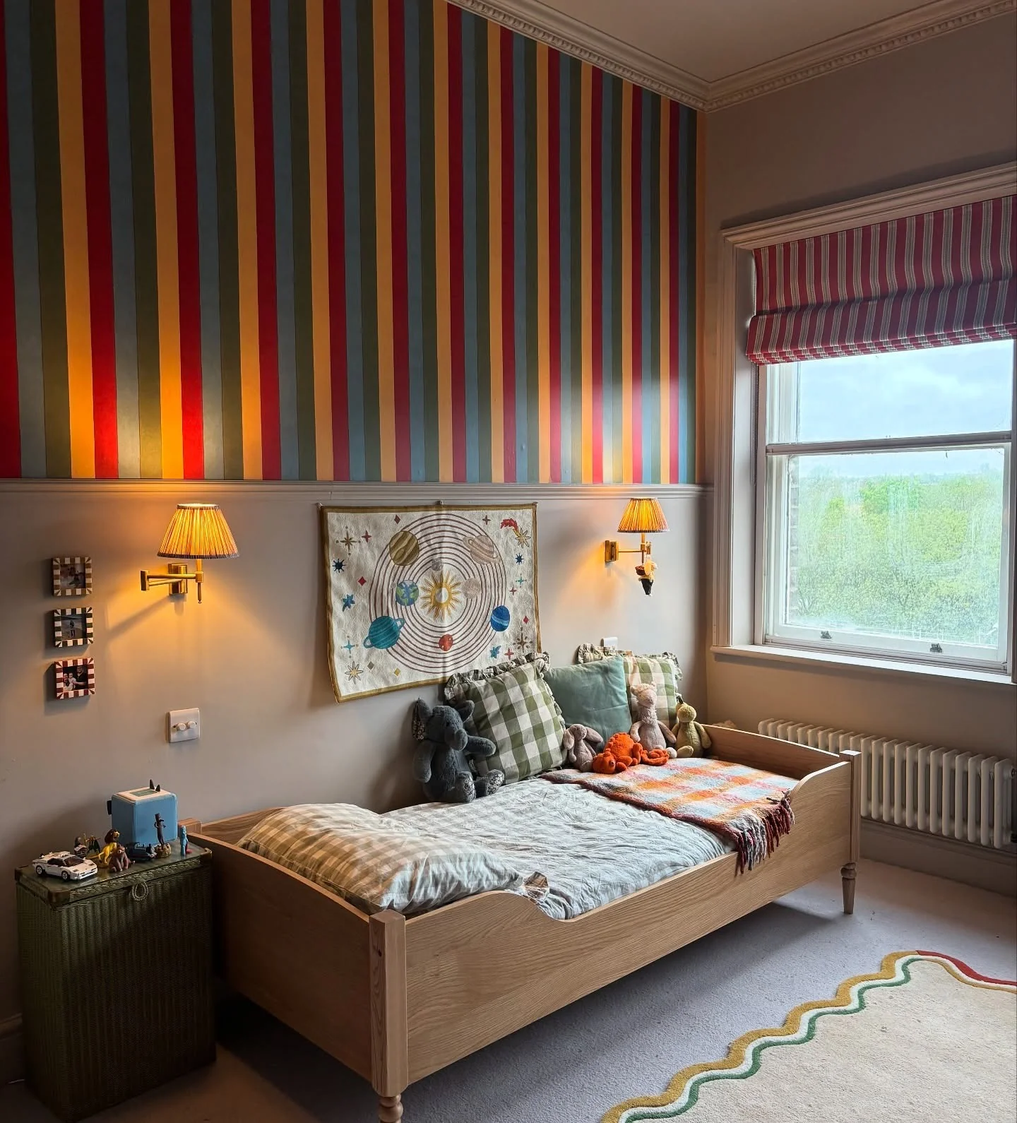 17. Playful Retro Stripes in a Creative Kids' Nook (Sunroom Bedroom Ideas)