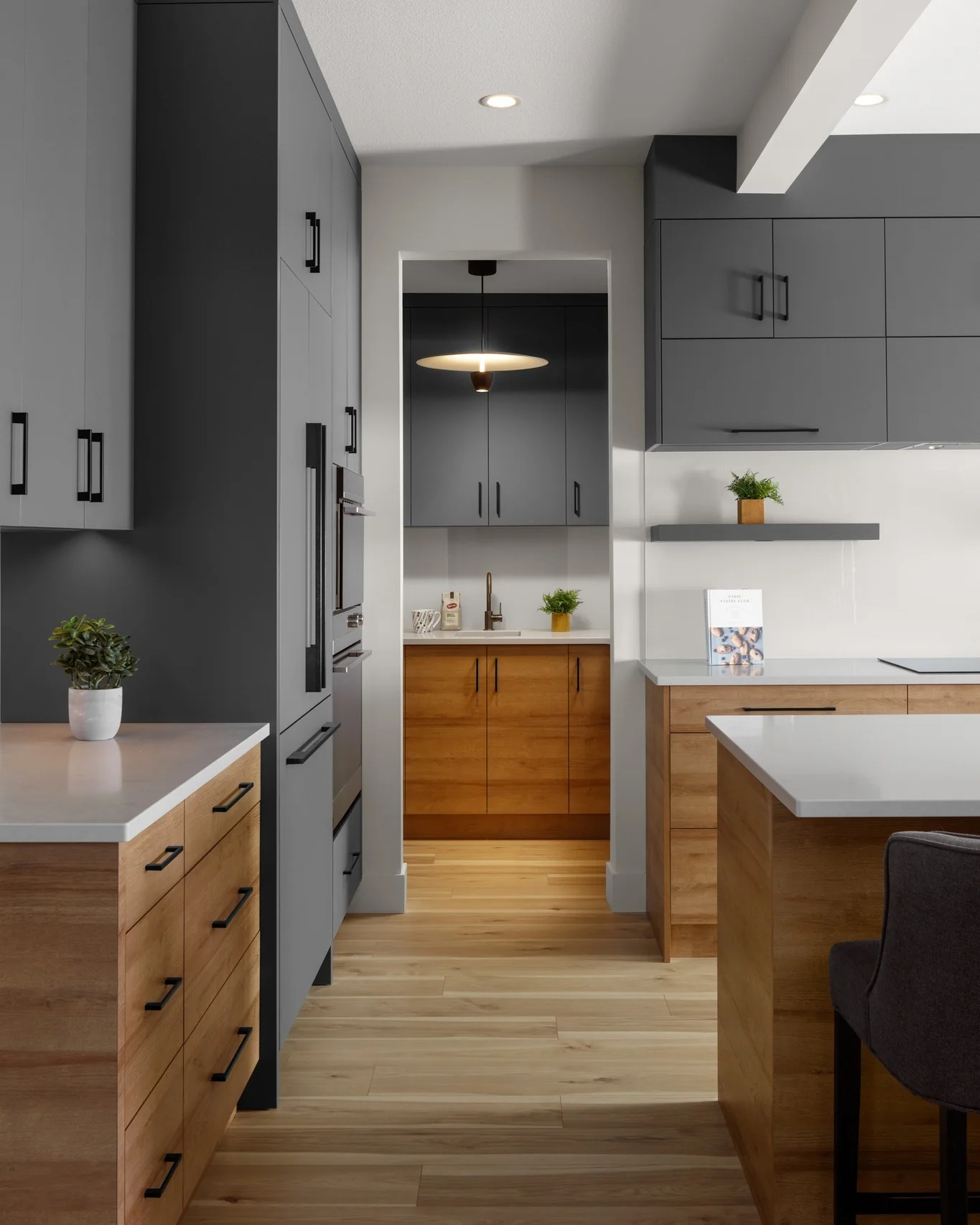 19. Charcoal and Honeywood Kitchen with Warm Minimalism (Modern Kitchen Ideas)