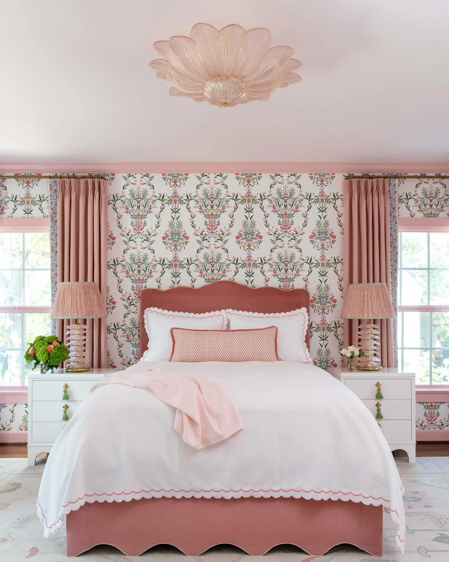 3. Rose Garden Charm Retreat (Serene Bedroom Ideas)