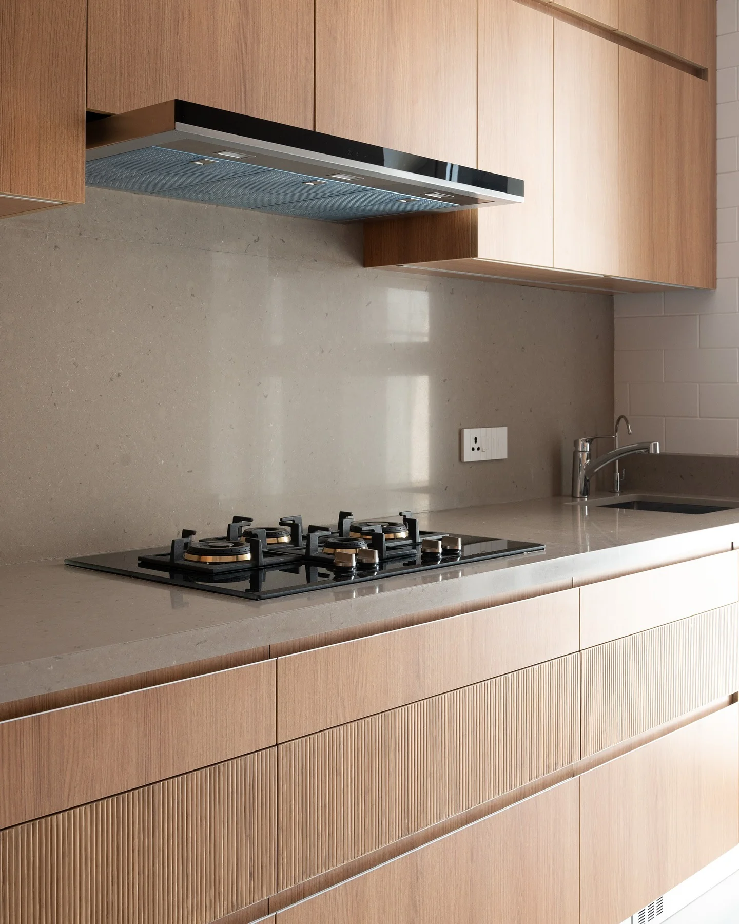 16. Sleek Modernism in Sandy Brown Tones (Brown Kitchen Ideas)