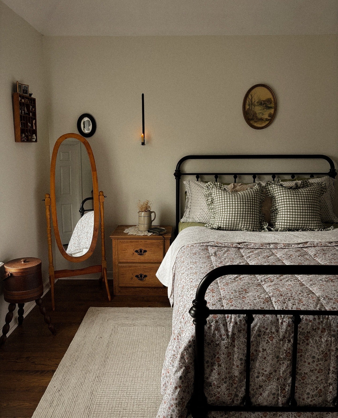 22. Countryside Charm with Olive and Walnut (Earth Tones Bedroom Ideas)