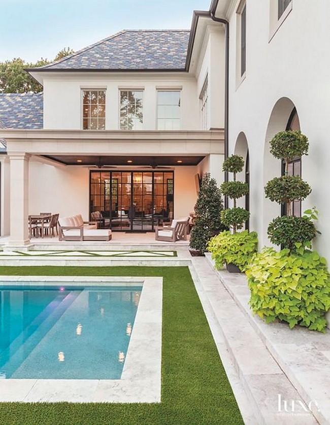 conception de cour de maison privée