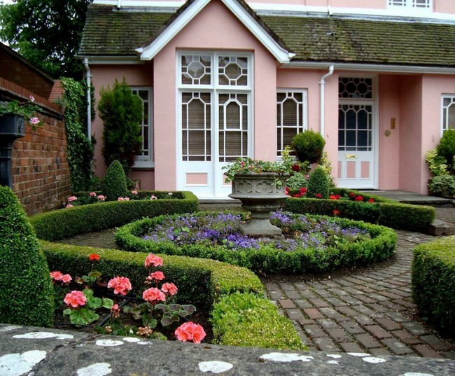 conception de cour de maison privée