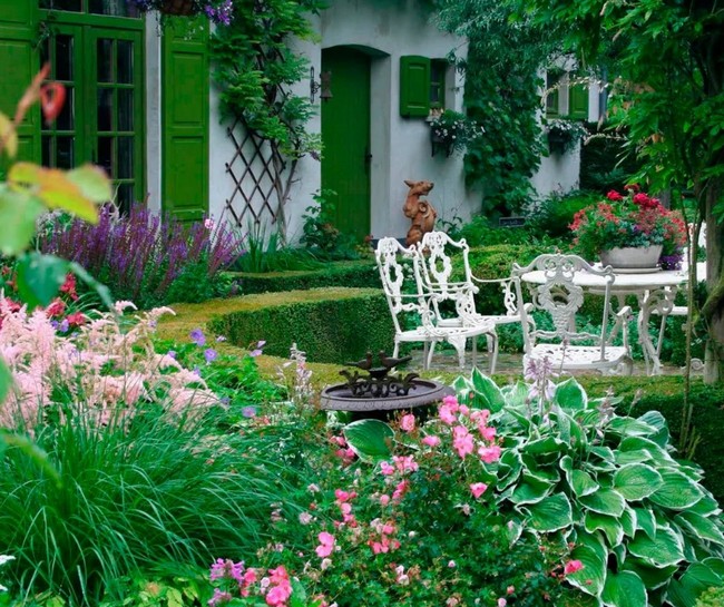 conception de cour de maison privée