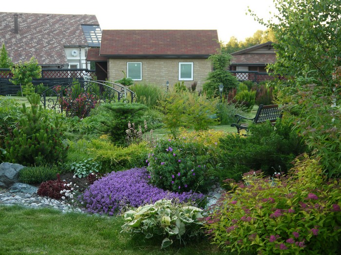 Aménagement paysager d'une parcelle de jardin