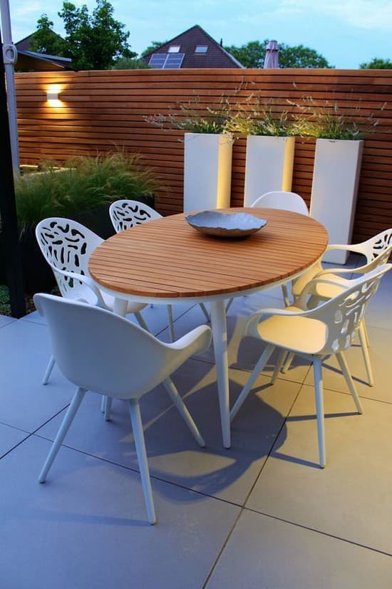 aménagement de la cour d'une maison privée