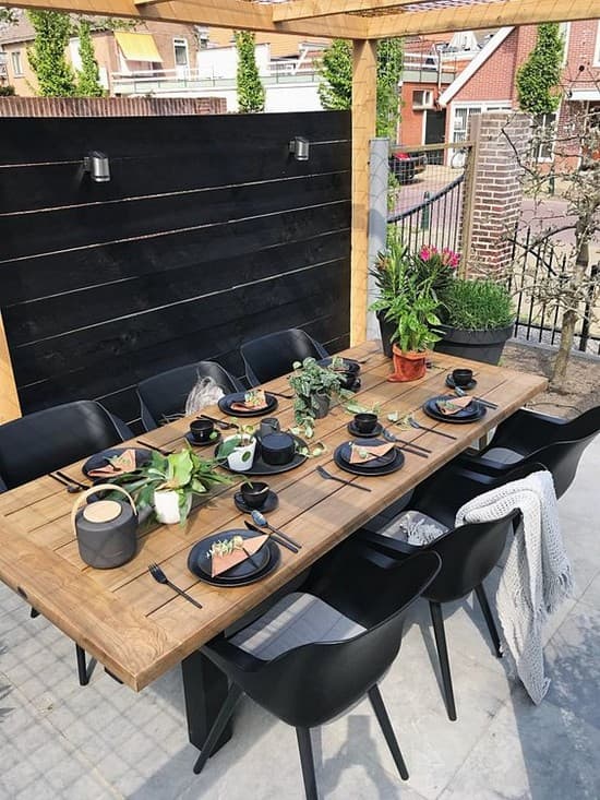 aménagement de la cour