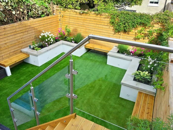 conception de cour dans une maison privée