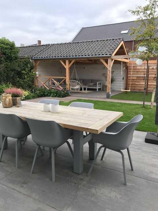 décoration de la cour d'une maison privée