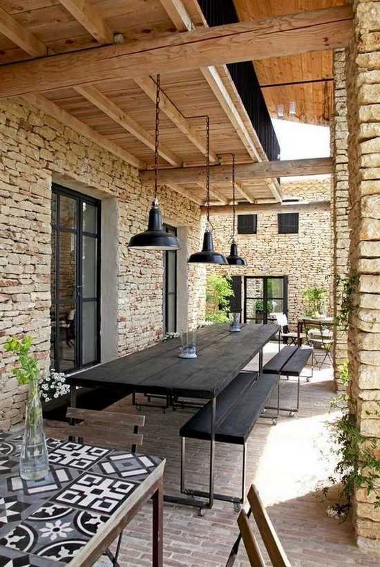 décoration de la cour d'une maison privée