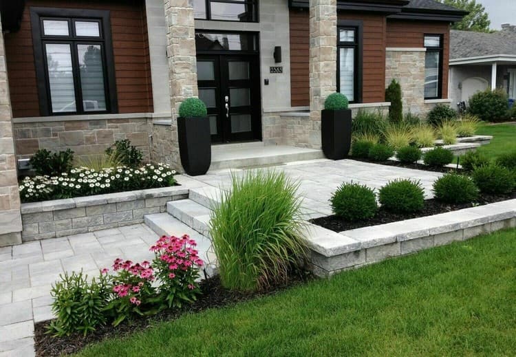 conception de parterre de fleurs