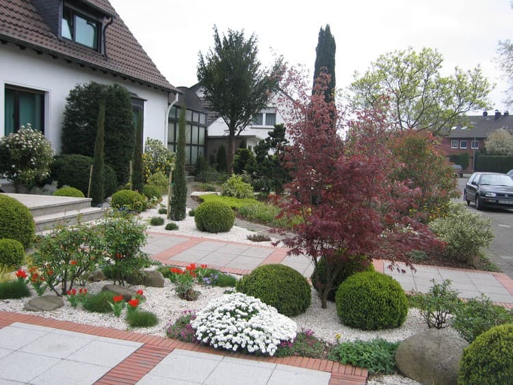 conception de parterre de fleurs