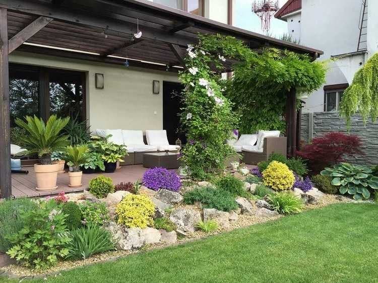 conception de parterre de fleurs