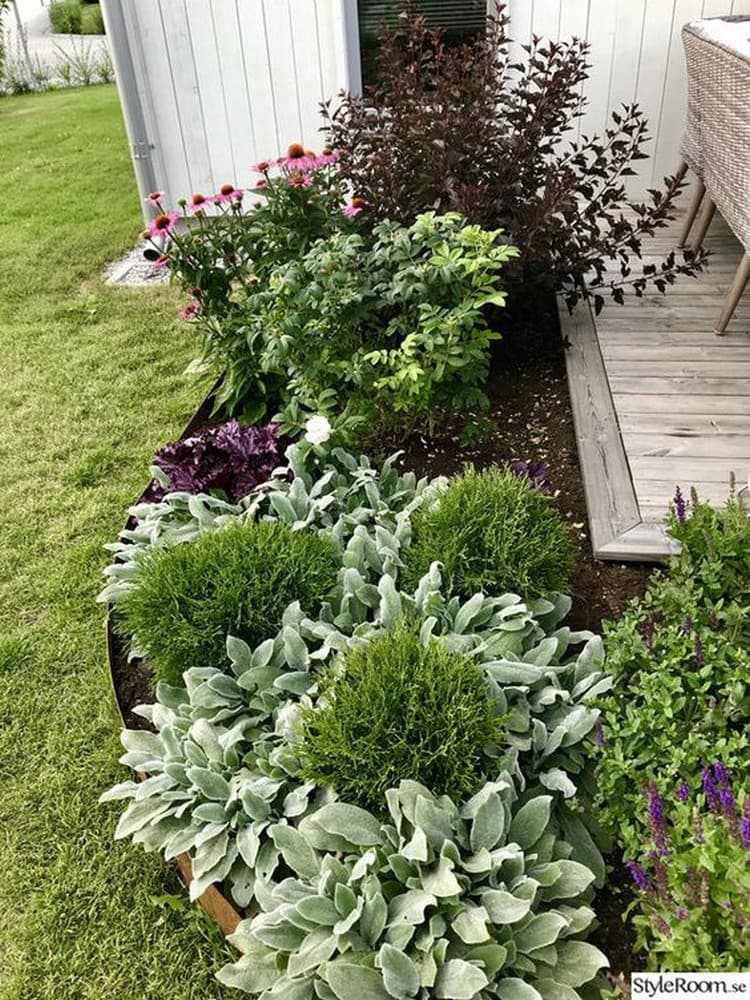 conception de parterre de fleurs