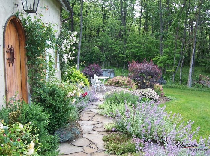 conception de cour de maison privée