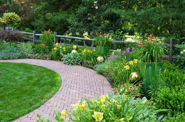 décoration de parterre de fleurs