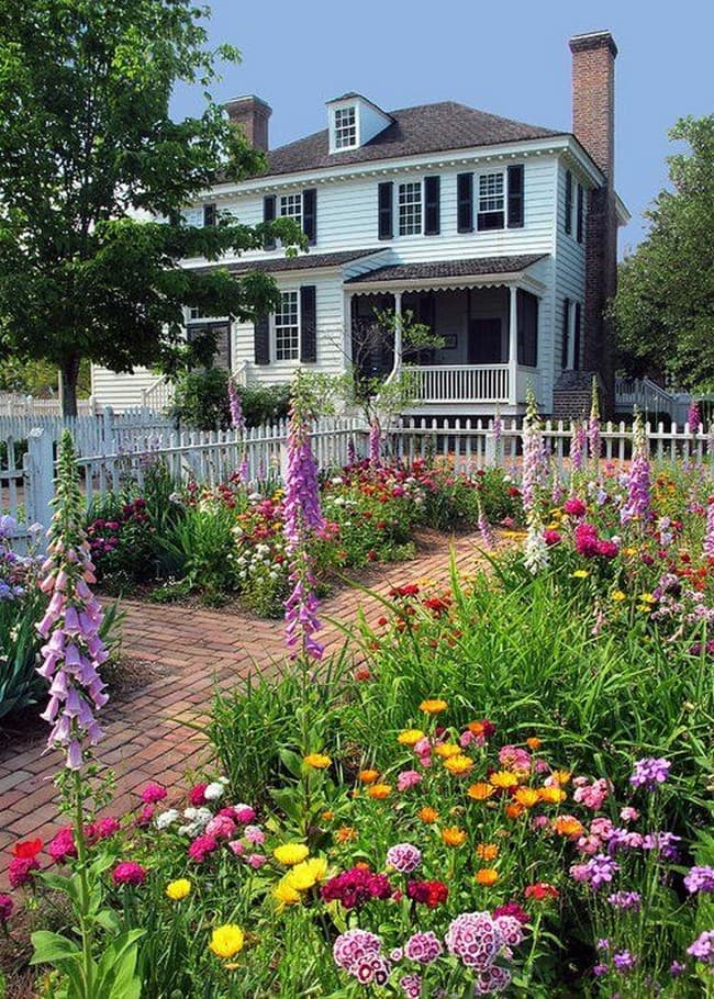 beaux parterres de fleurs