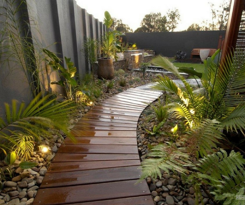 Allées de jardin en bois