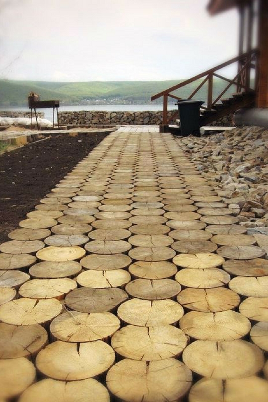 Allées de jardin en bois