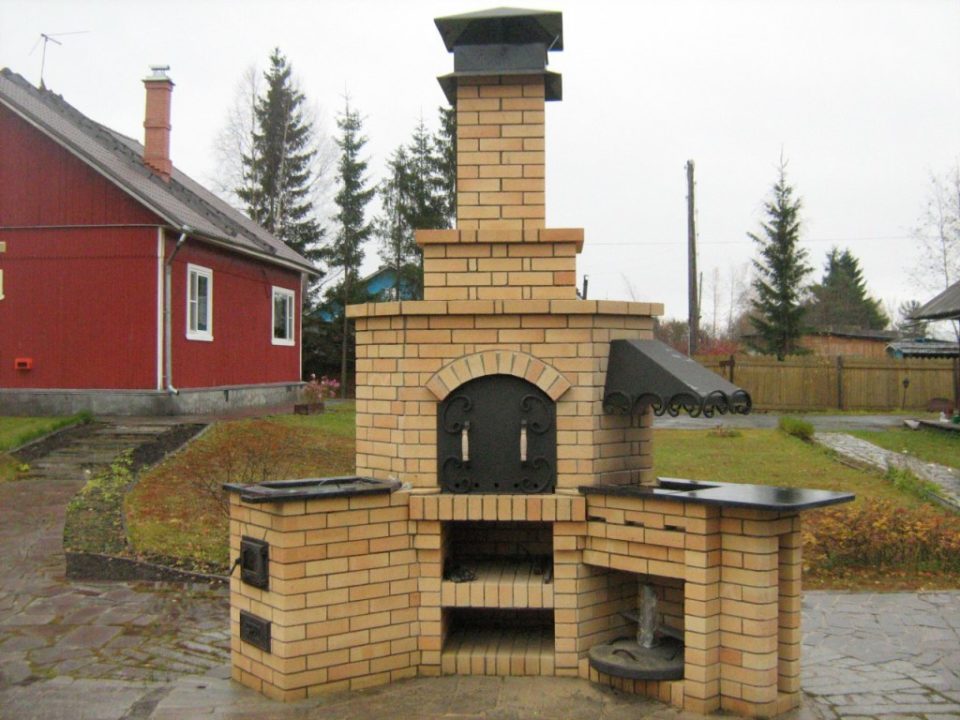 Fours à barbecue d'extérieur