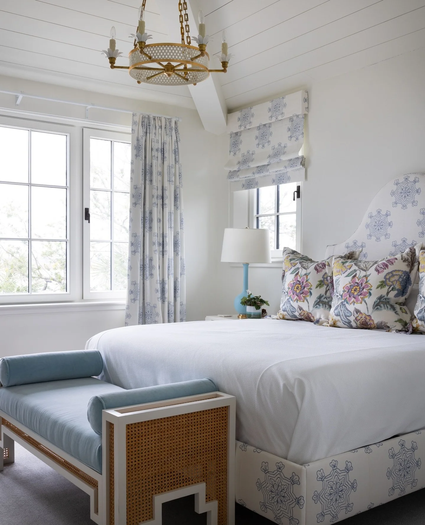 1. Coastal Elegance in Blue and White (Bedroom Ideas for Women)