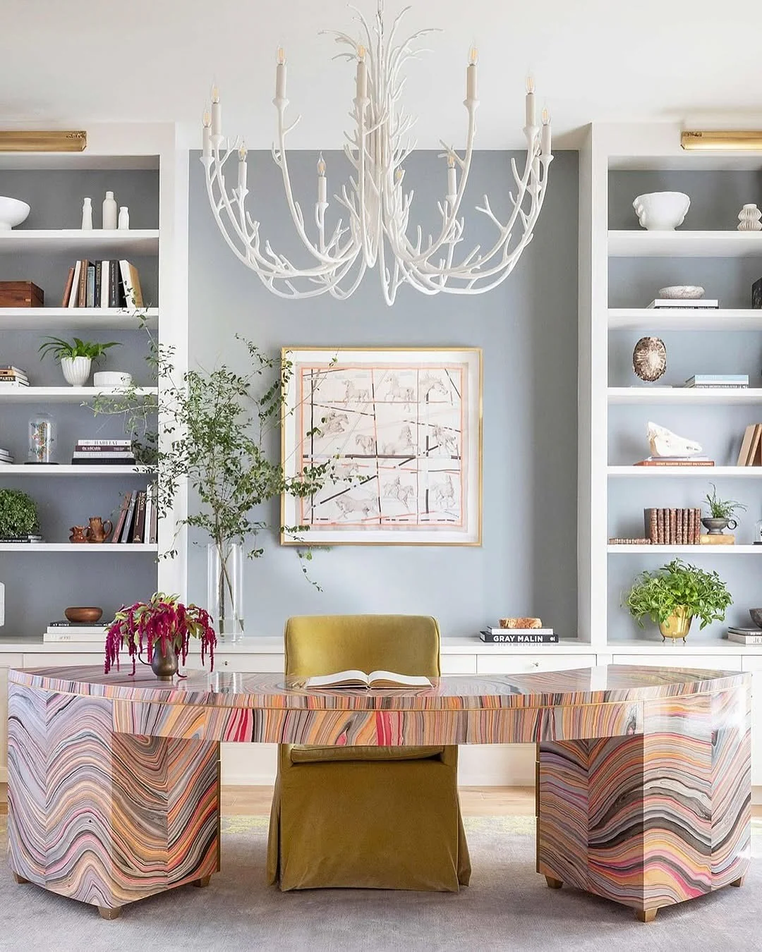 1. Sculptural Neutrals with Artful Color Flow (Colorful Office Ideas)