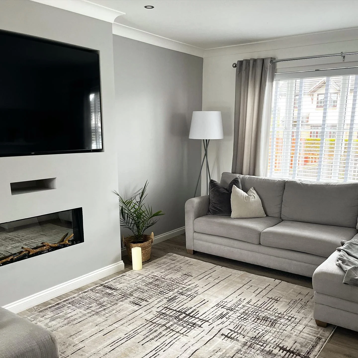 3. Light Grey Contemporary Living Room with Clean Lines (Grey Living Room Ideas)