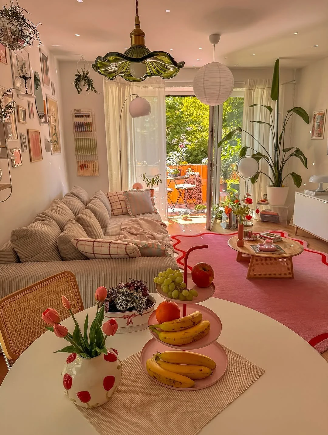 1. Playful Pastel Living Room With Warm Pink Accents (Living Room Decor Ideas)