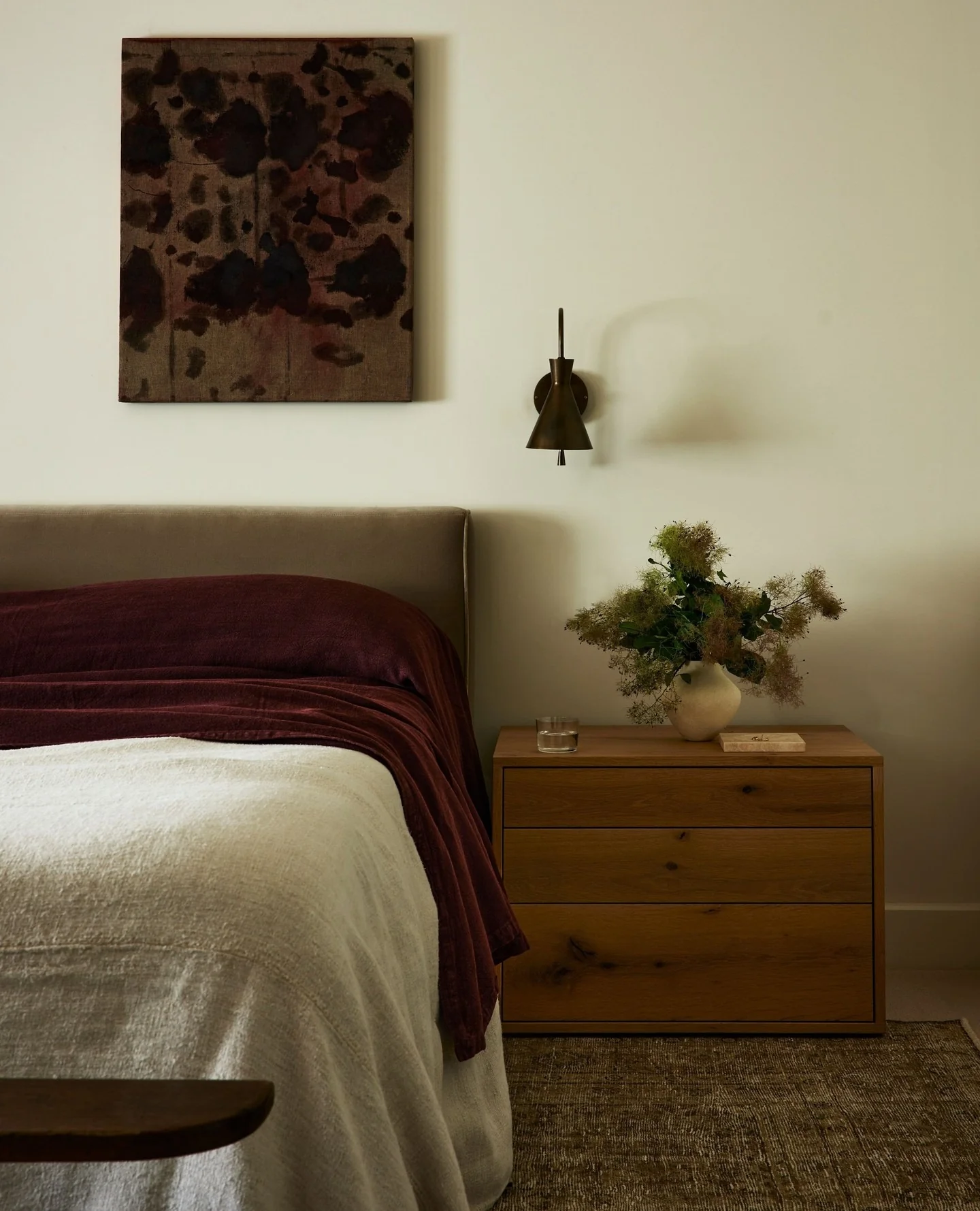 1. Deep Burgundy Rhythm (Jazz Bedroom Ideas)