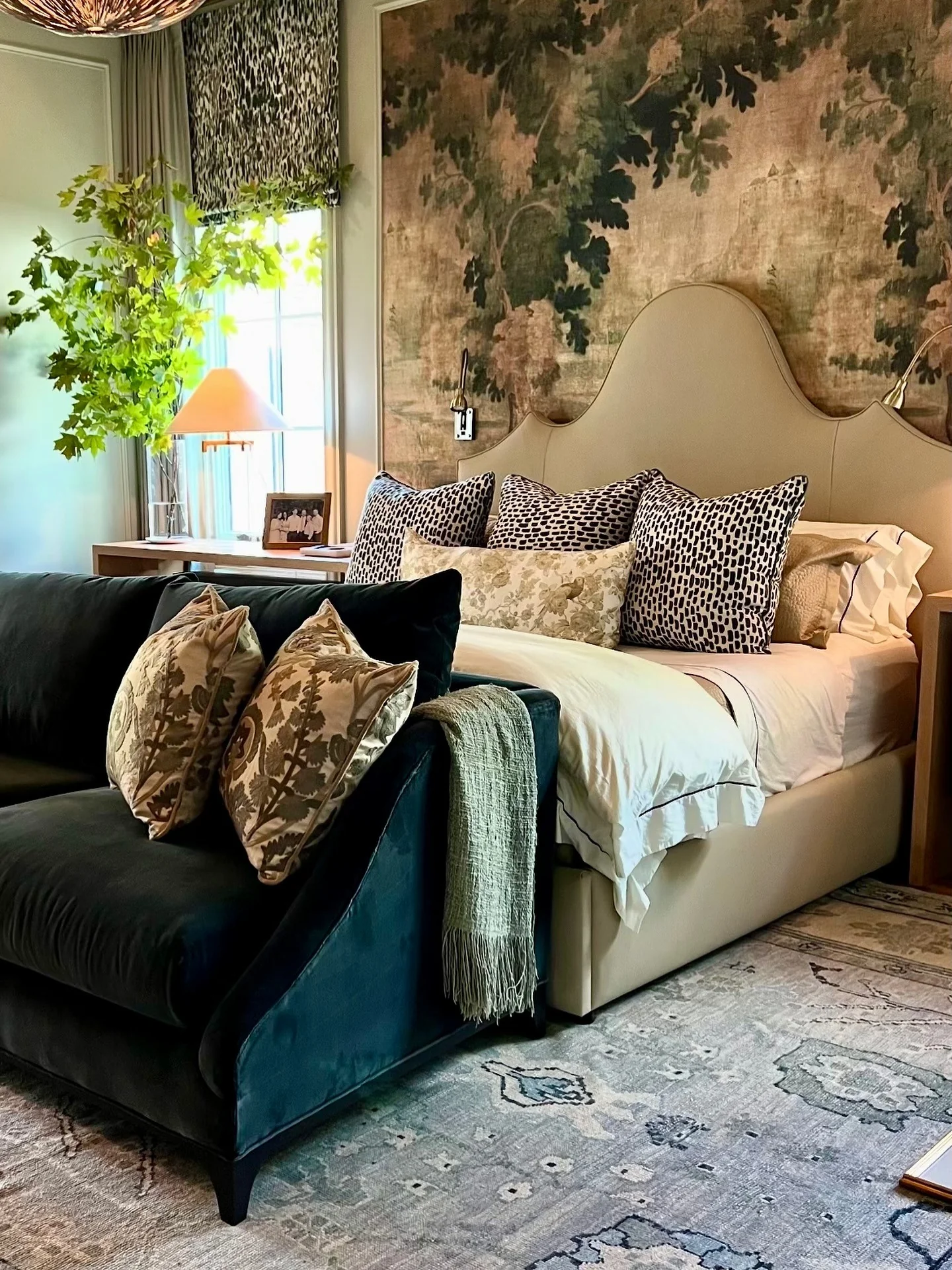 1. Timeless Elegance with Earthy Greens (Greenery Bedroom Ideas)