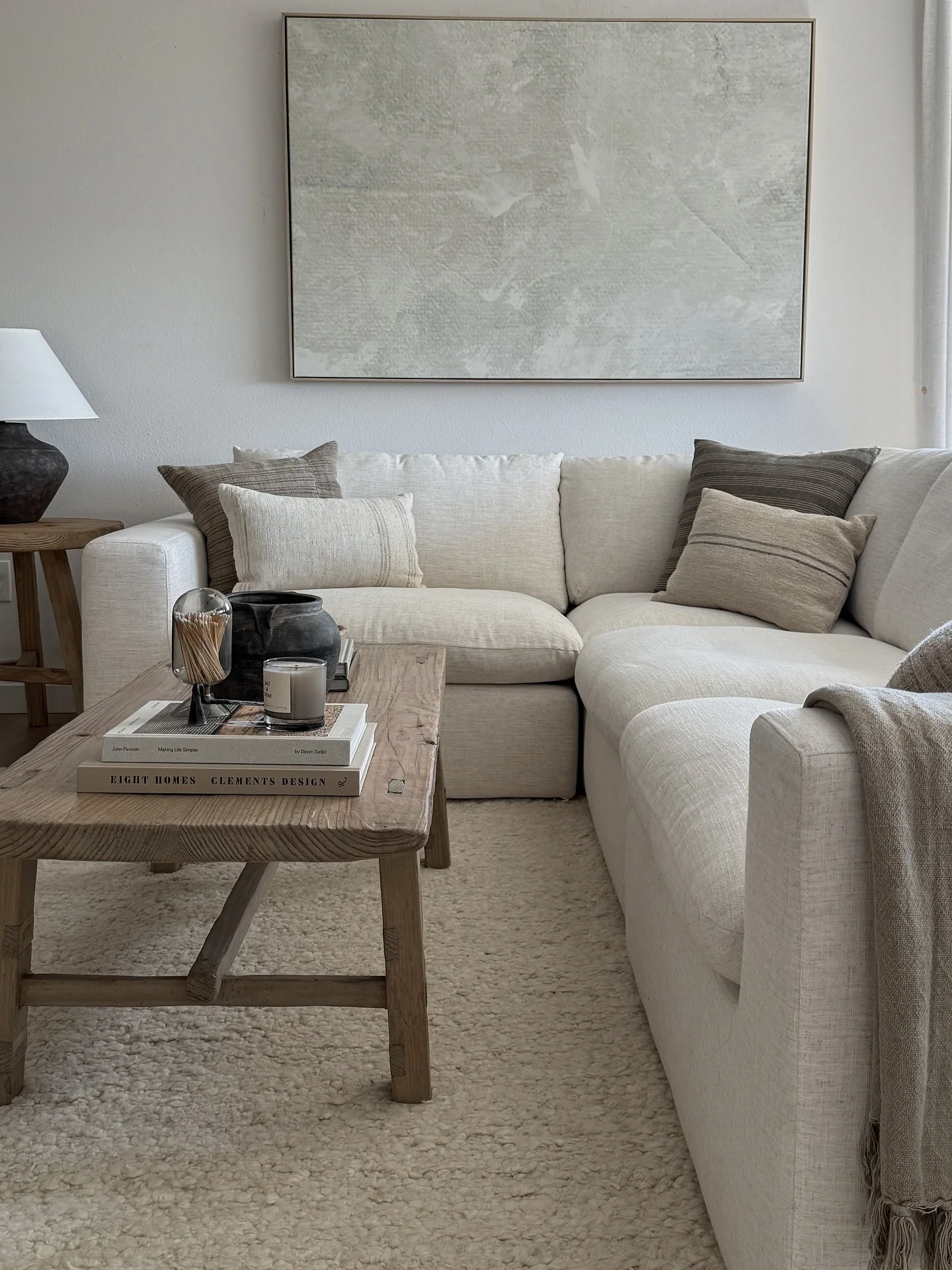 1. Soft Sand Minimalism with Warm Oak Accents (Japandi Living Room Ideas)