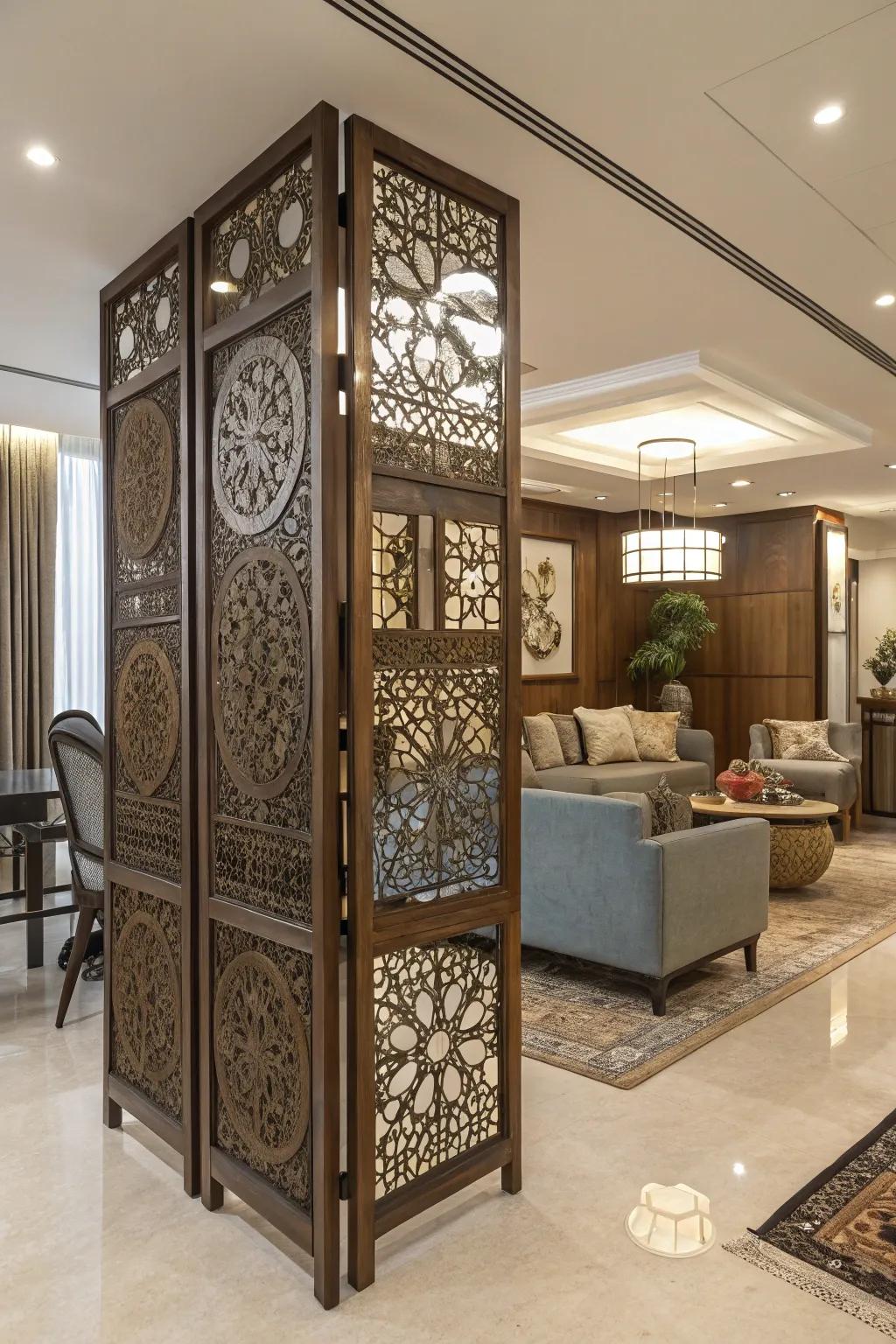 A partition mixing different styles for a unique design.